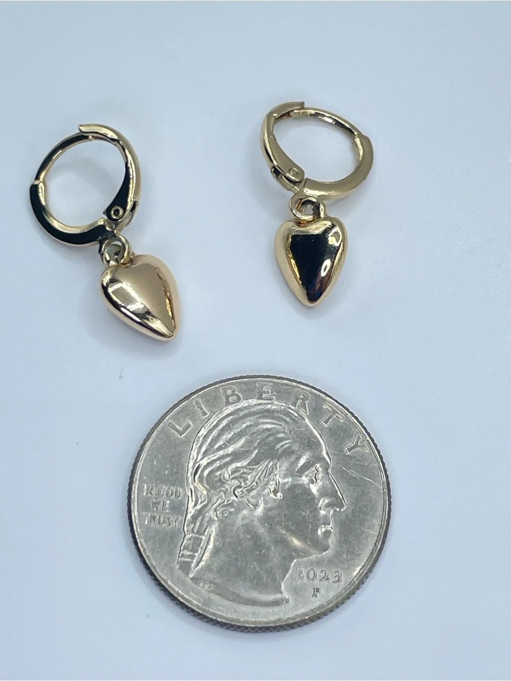 Gold Tone Puffy Heart Hoop Earrings Romantic Y2K Dangle Charm